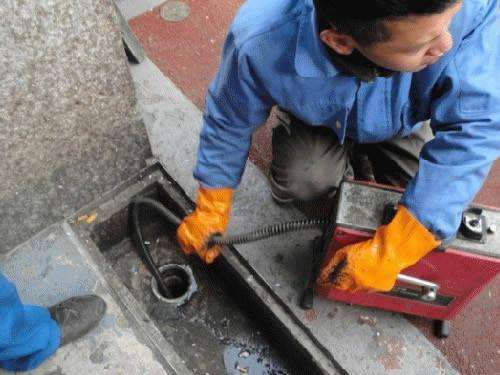 清新疏通下水道